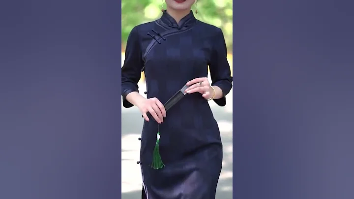 我经常会想象，民国时期，那些穿旗袍的女子是怎样的摇曳生姿#旗袍 #囯风古韵 #秋季穿搭 - 天天要闻