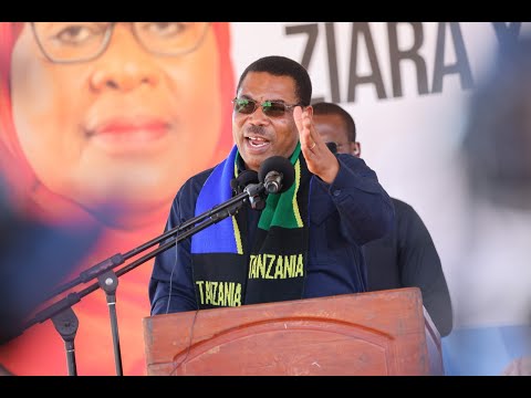 LIVE WAZIRI MKUU ANAZUNGUMZA NA WAHARIRI MUDA HUU