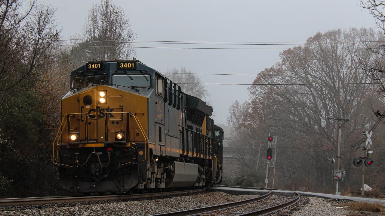 CSX M693 with a short length at Roebuck 12/16/24 - YouTube