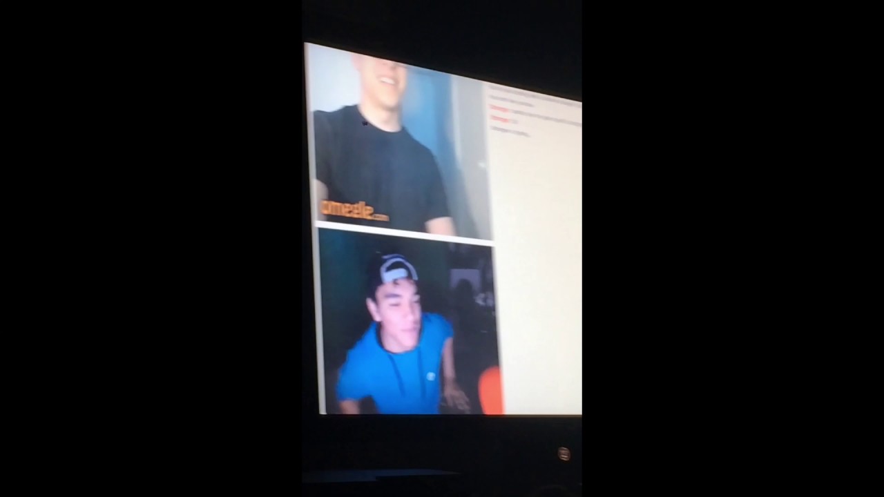 Guys gives himself a hanging wedge on omegle - YouTube