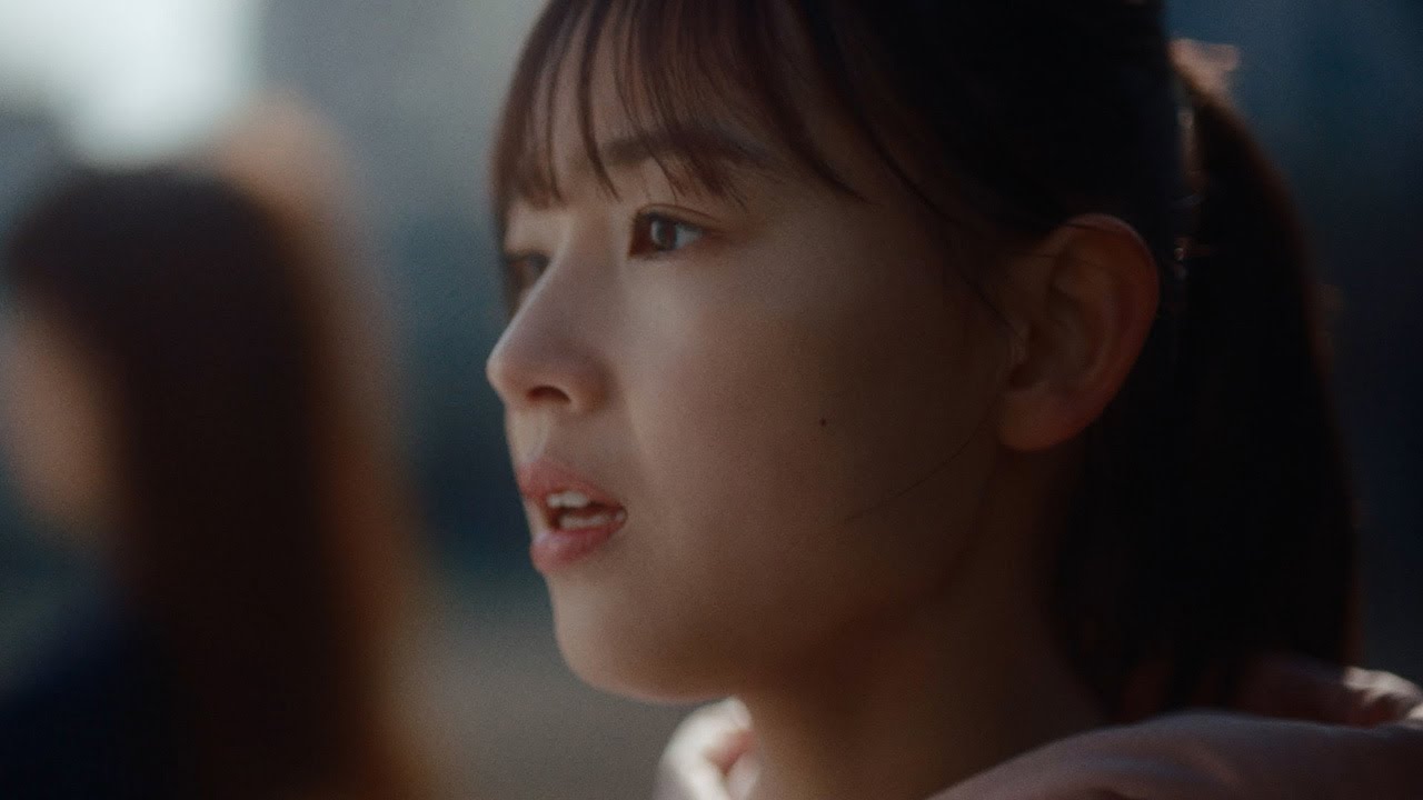 A 60-second version of the "Georgia" commercial song "A Bouquet for Me" is released, featuring na...