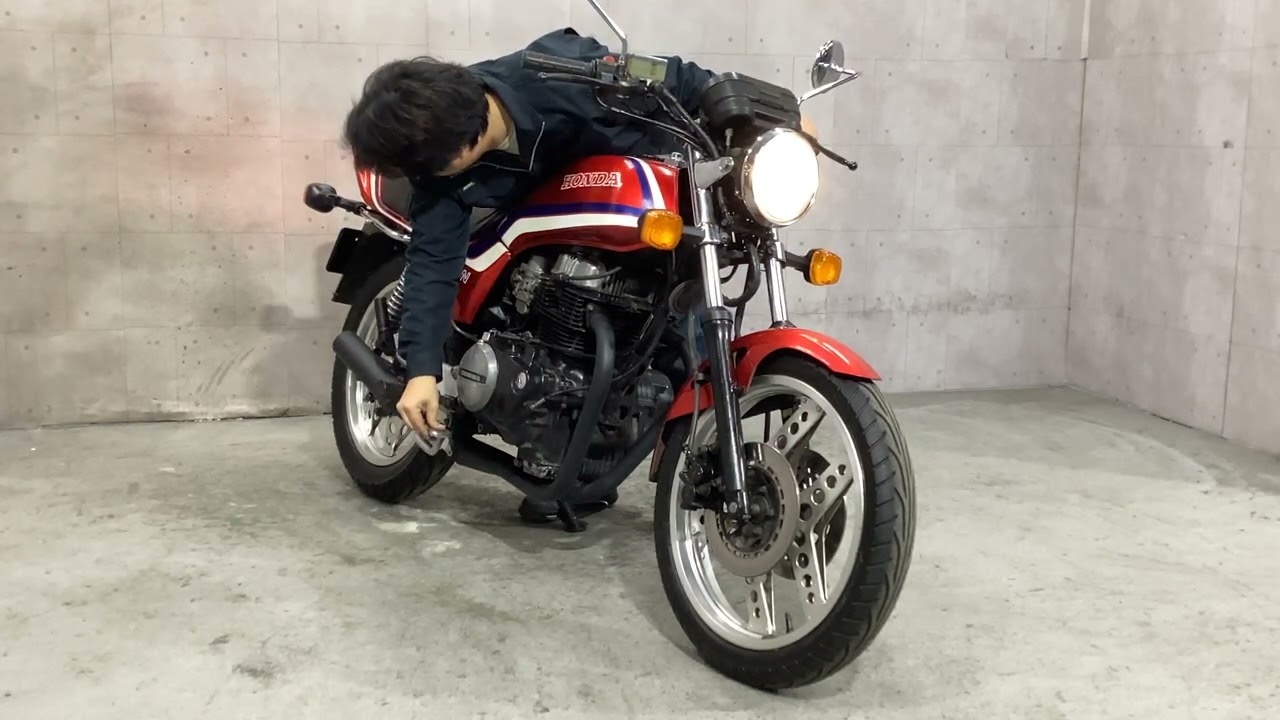 cb400n1128100410410410 - YouTube