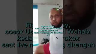 Ustadz Salafi Wahabi Ketahuan Merokok Saat  Memancing Di Laut salafi kasisolusi wahabi