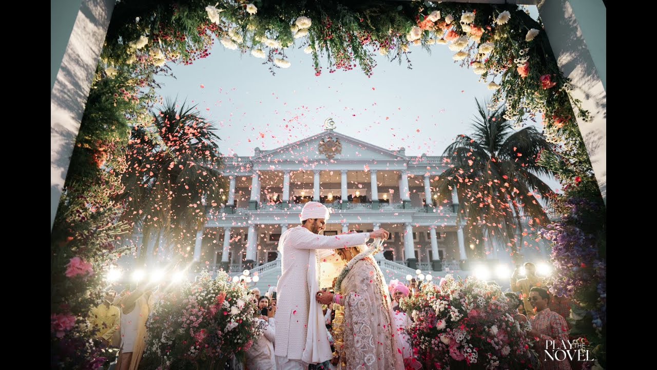 Beautiful Bridal Entry at Taj Falaknuma Palace | Gayatri & Aditya's Wedding | Play the Novel