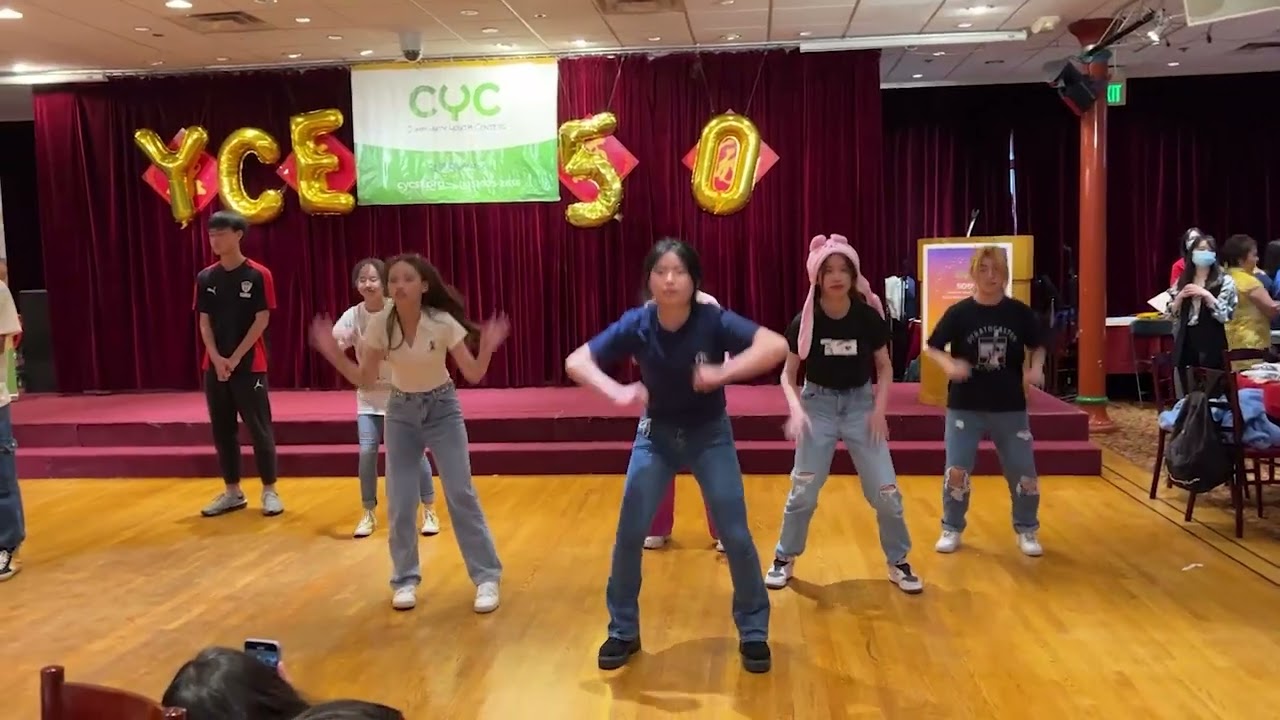 三藩市: 青年志願者載歌載舞慶祝YCE成立50週年
