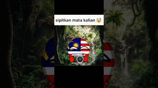 Sipitkan Mata Kalian