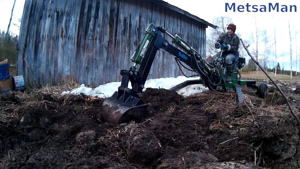 Draining hard ground with tiny backhoe Kellfri