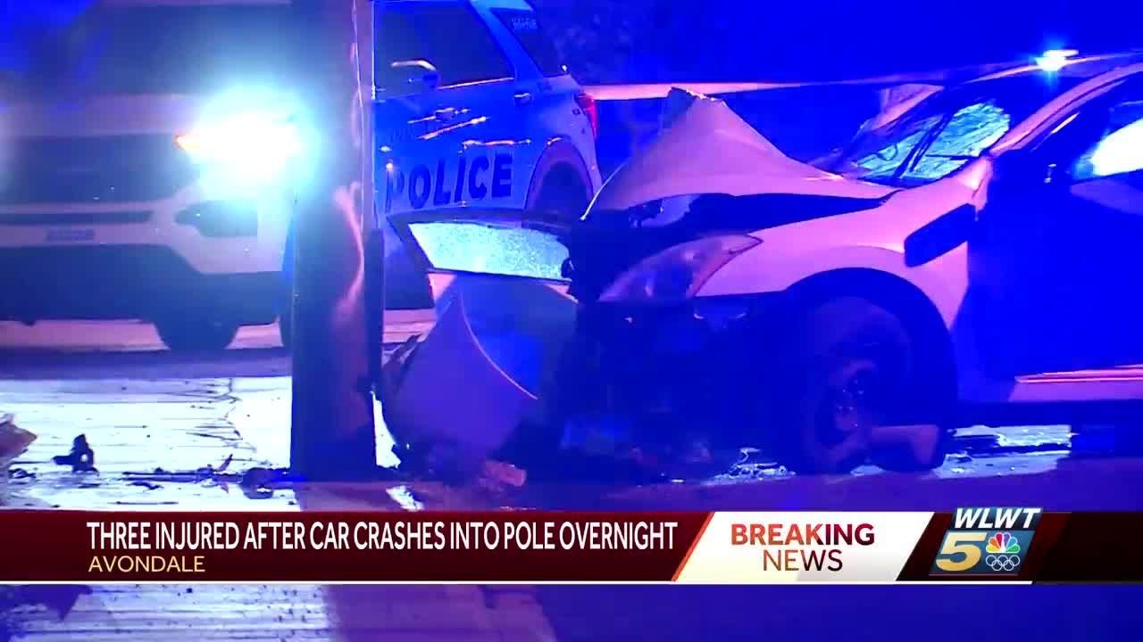 3 injured after car crashes into pole in Avondale - YouTube