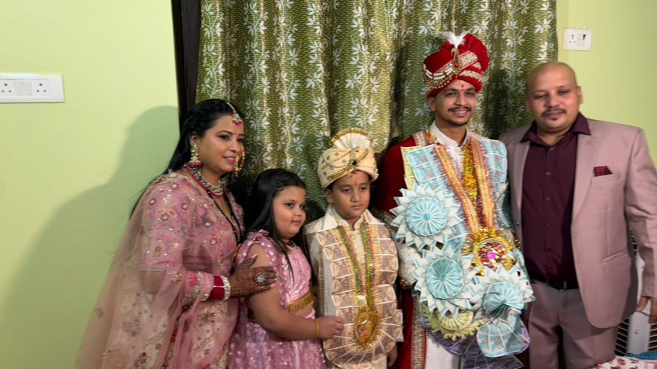 Bhai ki shaadi ki khushiyon ke beech aaj hamari Band Baaja Baarat entry  ❤️🎺