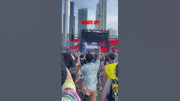 Thumbnail of DJ Diesel aka Shaq at Lollapalooza!