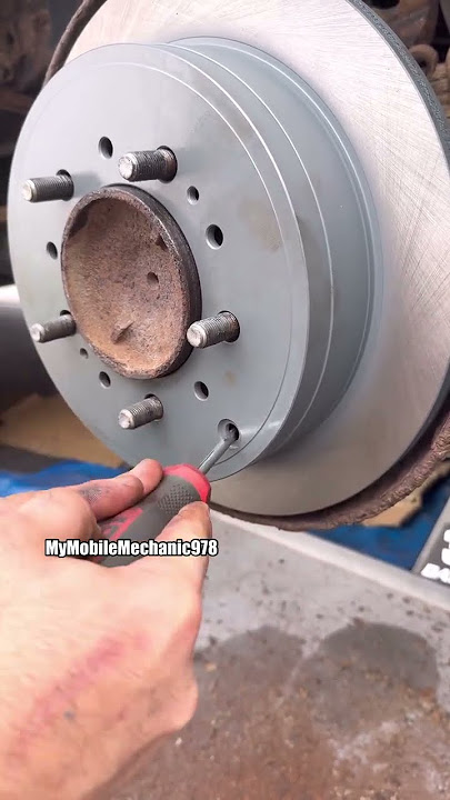 π¨ Dial in your parking brake shoes FAST π #brakerepair #mechanictips #mymobilemechanic