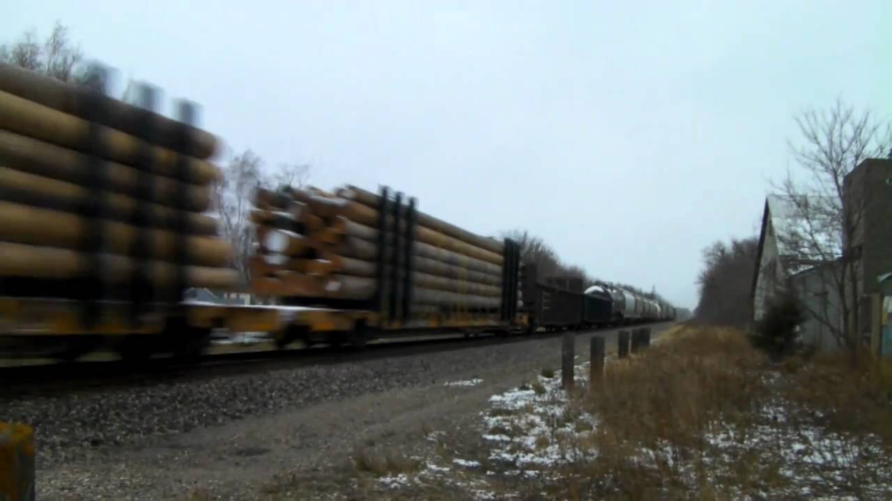 CN Swartz Creek, MI 12/5/2010 YouTube