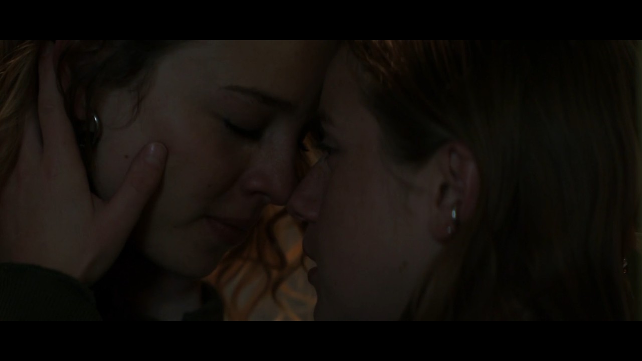 Sterling Point | Oona and Ramona First Kiss | Season 1 Episode 5