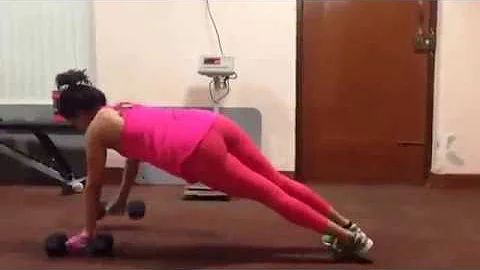 Actress Samantha sexy work out in gym  How she behaves on off screen