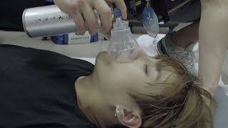 Download Jungkook quase desmaia de exaustão! (BTS Wings Tour: Burn the Stage) Mp3 Download Jungkook quase desmaia de exaustão! (BTS Wings Tour: Burn the Stage) Mp3