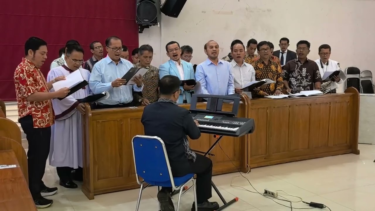 Koor Ama Imanuel HKBP Ciputat