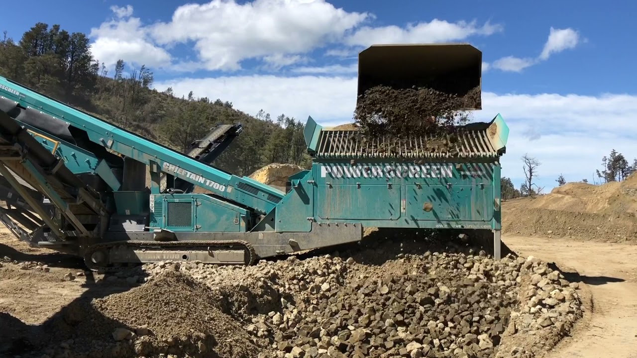 Powerscreen 290SR and CH1700