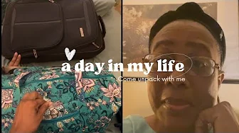 Un-Pack With Me