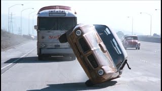 '71 Pontiac Firebird Trans Am chases tour bus
