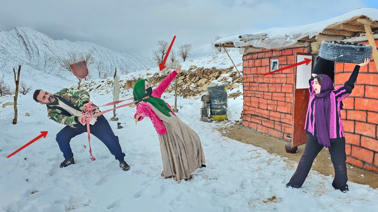 Ревность злой первой жены к любви второй жены и ее мужа.