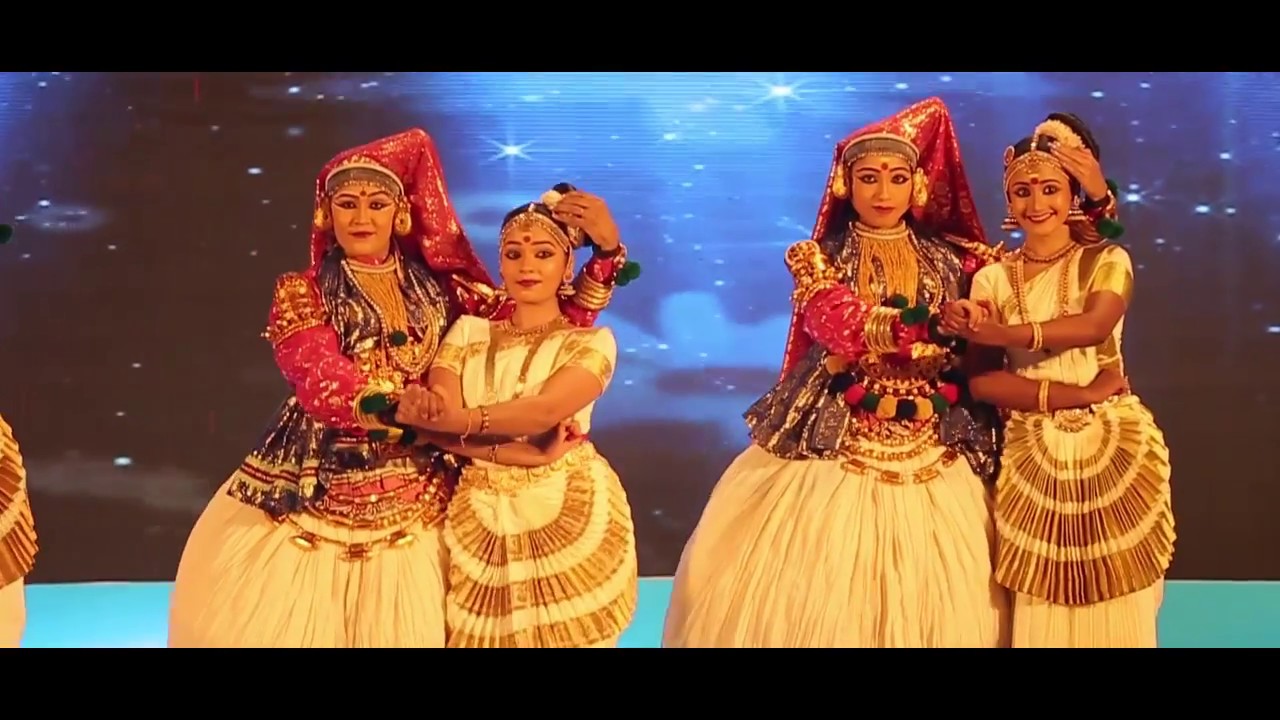 Ente Keralam  Classical Dance performance By Kerala Kalamandalam