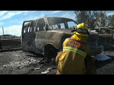 California fire burns 86 cars in dealership lot
