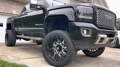 LML DURAMAX DENALI COLD START!  Tuned, full exhaust, deleted!