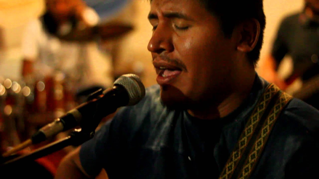 Ensayo Rumi Yacu - Amontonando sueños