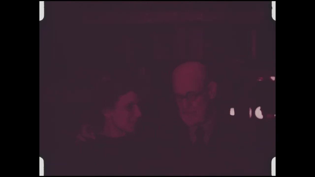 Home movies from Freud Archives, La Bergasse, Vienna, hiver winter 937 - Sigmund Freud