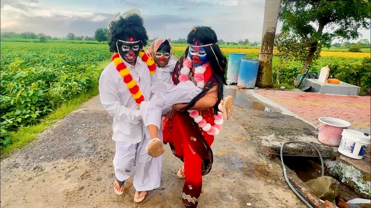 खवीस अन हडळीचं लग्न लावून पार्टीला गेले 🫢