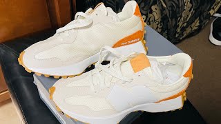 #unboxing #newshoessneakercollection #newbalance327 #whitebrown