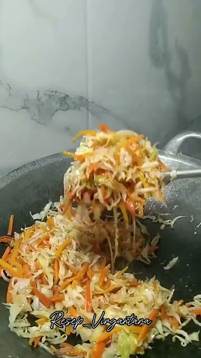 LUMPIA ISI SAYURAN (WORTEL, KOL, TAUGE)