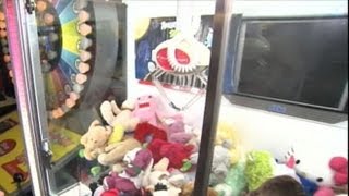 Rigged Arcade Games: Classic Arcade Crane Game Rigged