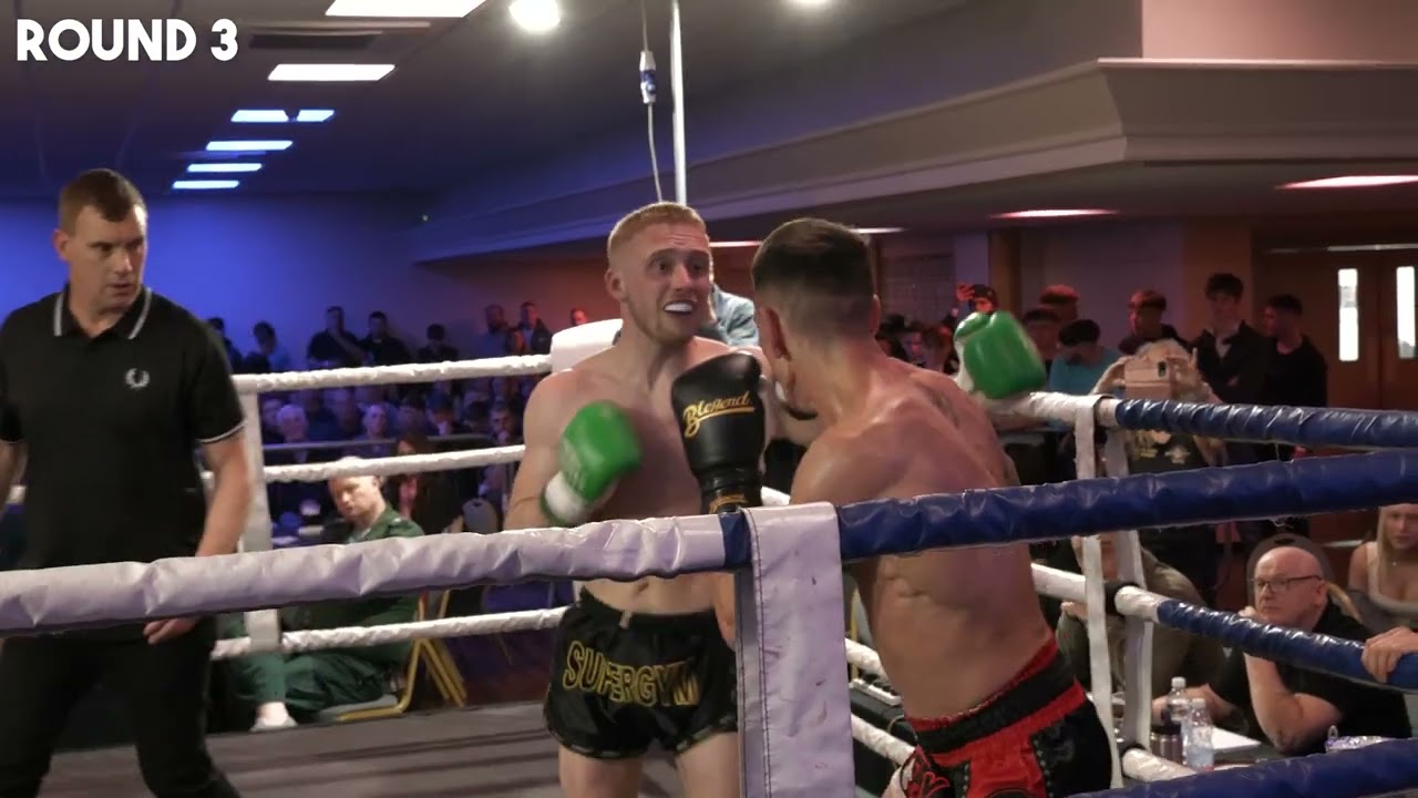 Josh Petch vs JJ Moore