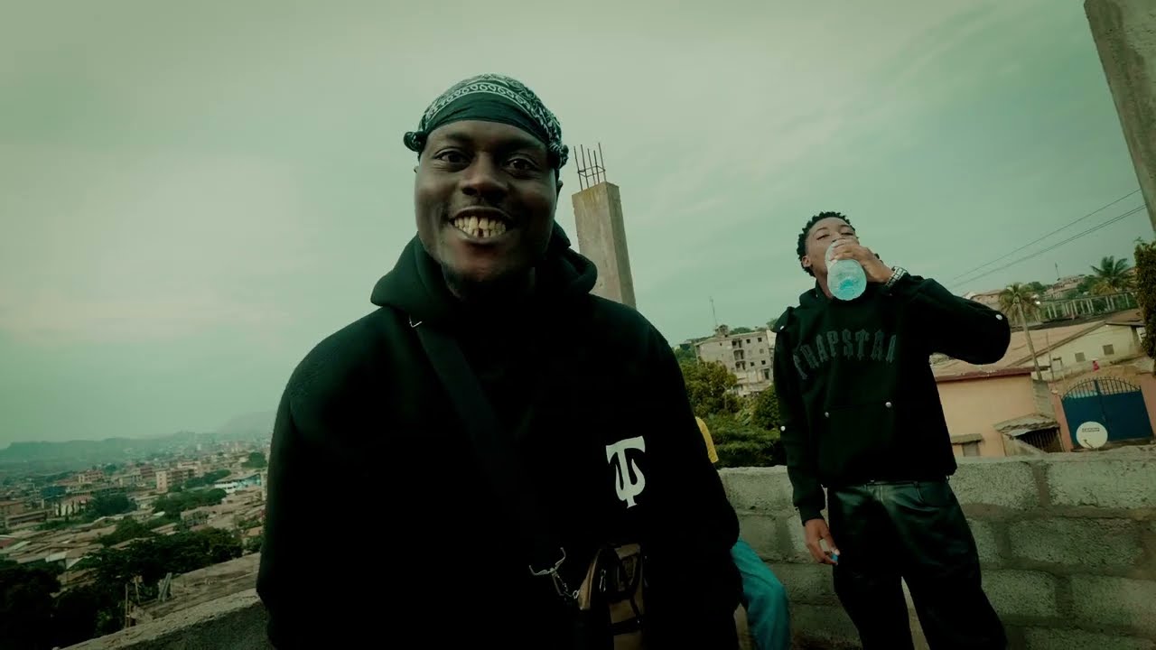 TROIS OFFICIEL - IFQCR1 (clip officiel)