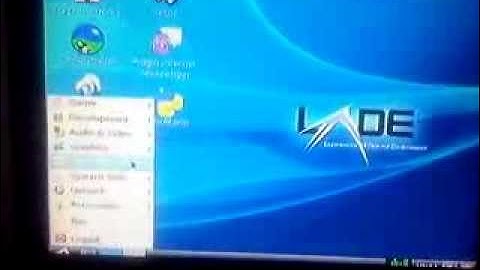 Whiite Lenny (Debian 5.0 + LXDE) booting on my Wii