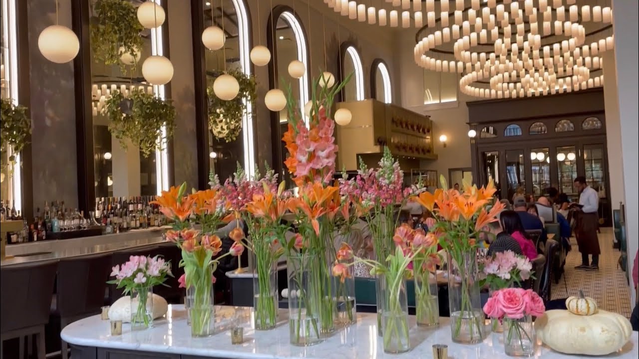 АМЕРИКА/ЦЕНТР ГОРОДА ШАРЛОТТ/ЛАНЧ во французском🇫🇷 ресторане ‘’LA BELLE ...