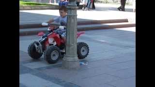 Endi Duke Vozitur Motorrin