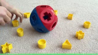 Vintage Tupperware Shape O Sorter Ball Toy