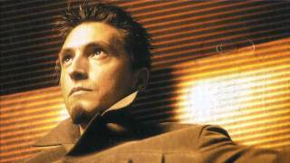 Ákos Feat. Szakos Here Is The House