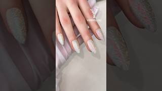 Easy 3D Chrome Effect Nails Used: GleamTap GT111, GT116 Chrome Powder #yokefellow #nails #nailart