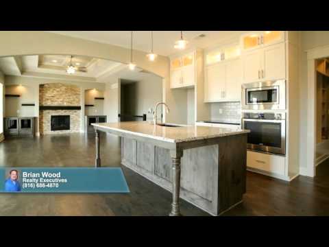 2912 NE Parkwood Dr, Lee's Summit, MO home video tour