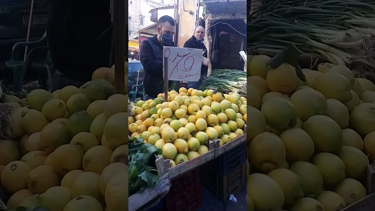 Palermo, mercato di Ballarò, la famosa abbanniata.