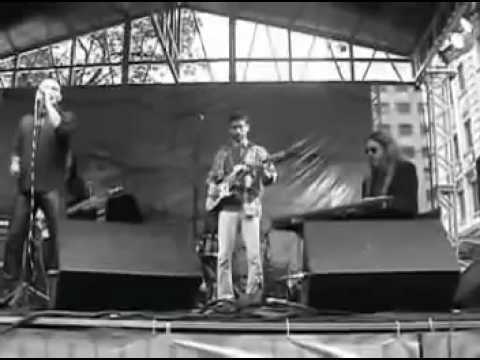 Banda TOMADA   -   Rockixe   (Ao vivo Palco Baratos Afins)