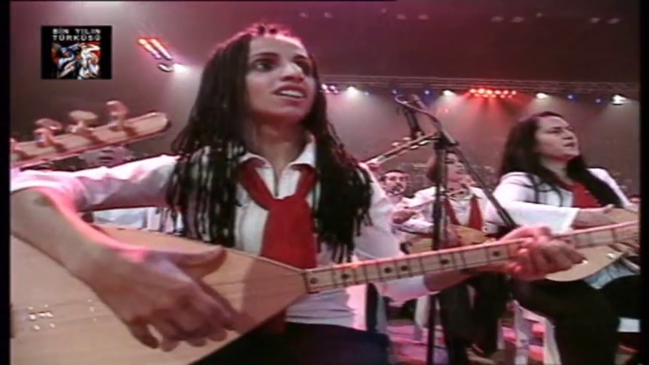 Bin Yılın Türküsü - Bugün Bize Pir Geldi (Koro)