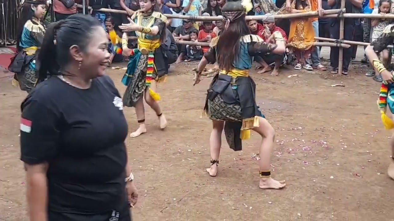 Detik detik ndadi srikandi turonggo suryo budoyo live ds.bandung kutoarjo purworejo