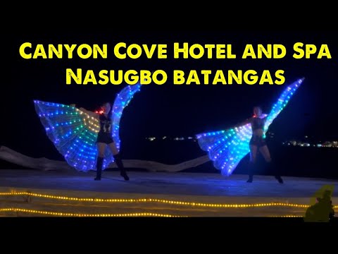 Canyon Cove Hotel & Spa | Fire Dancers amazing 🤩 with remix All I Want for Christmas is You🎄❤️