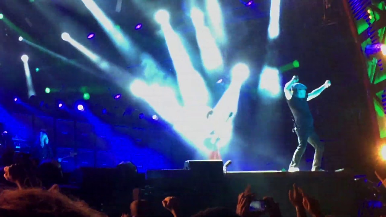 AC/DC Sin City Live HD Remaster - YouTube