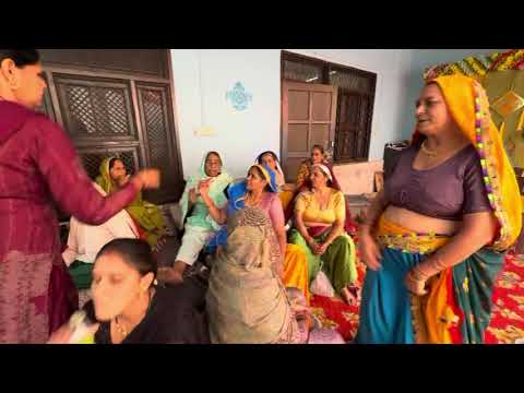 गाँव में शादी के एक अलग ही मजे होते है देखो आप भी//मैंने किया गीत पे डांस ||🤪