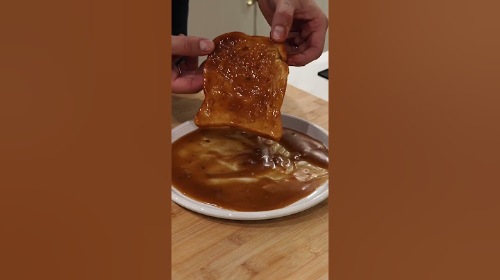We recreated the famous Moist Maker Sandwich from friends! #thanksgiving #thanksgivingrecipes